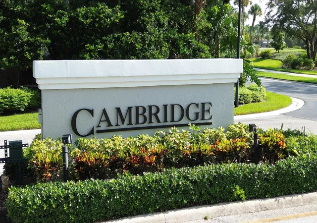 Photo 3 of Single family home for sale at 4646 Carlton Golf Dr, Lake Worth, FL 33449 | MLS# B26072133 | Listing updated on 2026-09-15