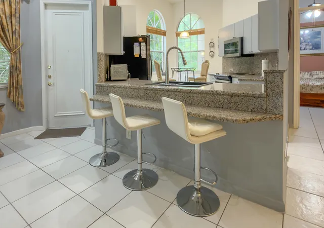 Photo 4 of House for sale at 4646 Carlton Golf Dr, Lake Worth, FL 33449 | MLS# B26072133 | Listing updated on 2026-09-15