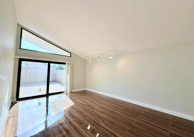 Photo 3 of House for sale at 1720 NW 73rd Avenue, Plantation, FL 33313 | MLS# B26072178 | Listing updated on 2026-09-14