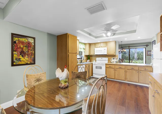 Photo 4 of Townhouse for sale at 534 Deer Crk Wildwood Ln E #534, Deerfield Beach, FL 33442 | MLS# B26072197 | Listing updated on 2026-10-04