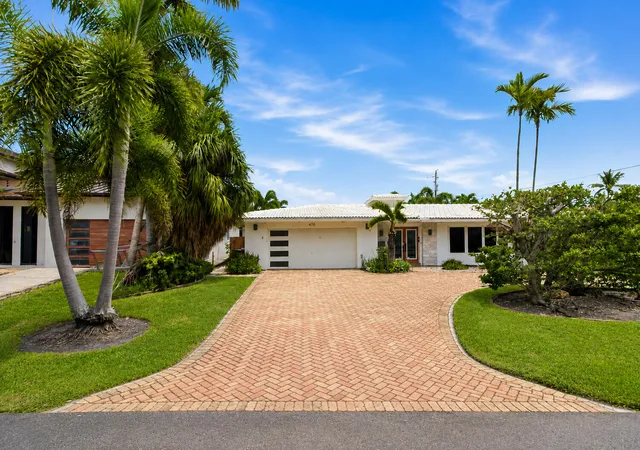 Photo 3 of Single family home for sale at 4710 NE 27th Avenue, Fort Lauderdale, FL 33308 | MLS# B26072234 | Listing updated on 2026-09-13