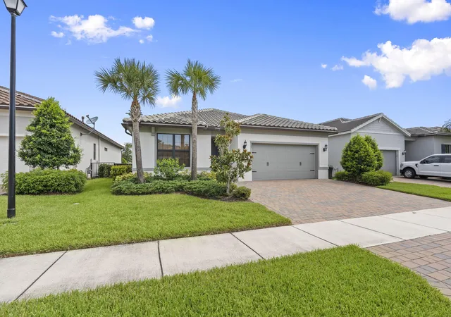 Photo 2 of Single family home for sale at 535 Se Villandry Way, Port Saint Lucie, FL 34984 | MLS# B26072333 | Listing updated on 2026-09-14