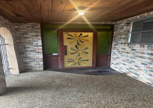 Photo 2 of Single family home for sale at 2320 Nw 30th Way, Fort Lauderdale, FL 33311 | MLS# B26072400 | Listing updated on 2026-09-13