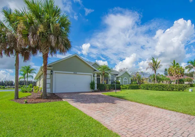 Photo 3 of Single family home for sale at 5625 Riverboat Cir Sw, Vero Beach, FL 32968 | MLS# B26072587 | Listing updated on 2026-09-23