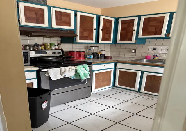Listing Photo 5 - Condo for sale in building located at 2275 Linton Ridge Cir, Delray Beach, FL 33444 - Unit #A6
