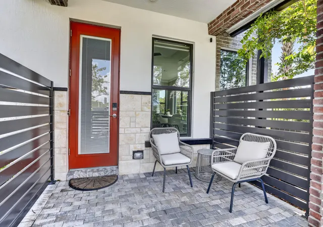 Photo 3 of Townhouse for sale at 765 NW 84th Terrace, Plantation, FL 33324 | MLS# B26072727 | Listing updated on 2026-09-15