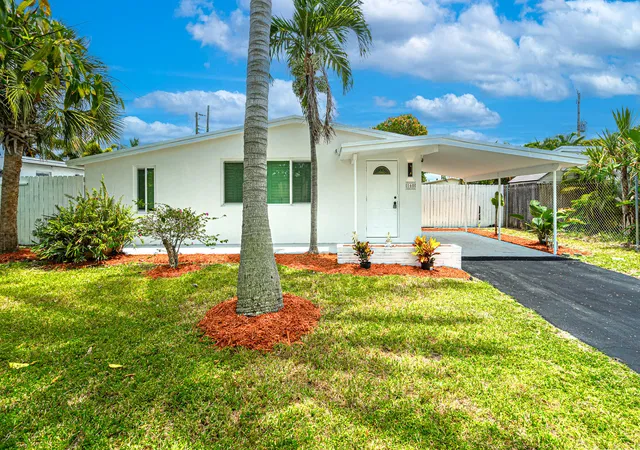 Photo 3 of Single family home for sale at 160 Ne 60th Street, Fort Lauderdale, FL 33334 | MLS# B26072738 | Listing updated on 2026-09-16