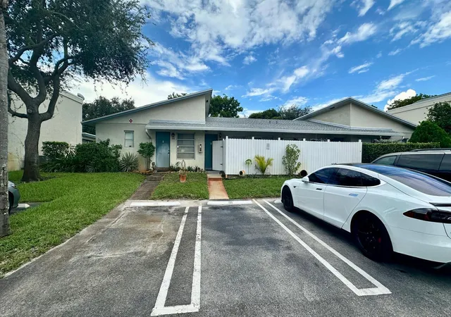 Photo 3 of Condo for sale at 3000 Nw 5th Terrace #107, Pompano Beach, FL 33064 | MLS# B26072784 | Listing updated on 2026-09-15