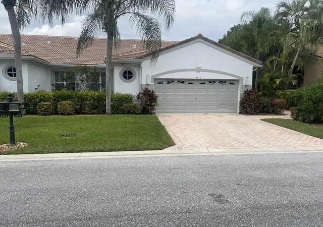 Photo 2 of Single family home for sale at 4638 Carlton Golf Dr, Lake Worth, FL 33449 | MLS# B26072841 | Listing updated on 2026-09-13