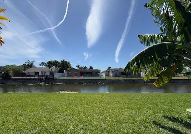 Photo 3 of Townhouse for sale at 5292 Jubilee Way, Margate, FL 33063 | MLS# B26072961 | Listing updated on 2026-09-14