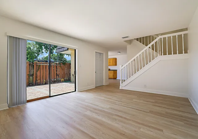 Photo 3 of Townhouse for sale at 4675 Cherry Rd, West Palm Beach, FL 33417 | MLS# B26073003 | Listing updated on 2026-09-14