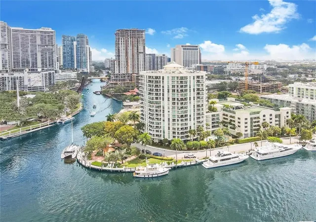 Condo for sale at 401 SW 4th Avenue #1003, Fort Lauderdale, FL 33315 | MLS# B26073054