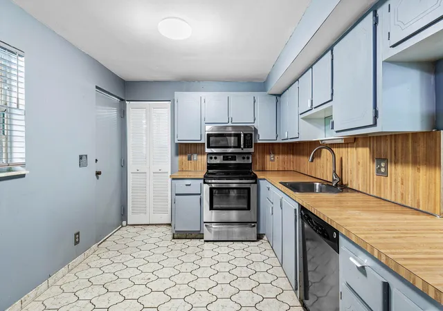 Photo 3 of Condo for sale at 6000 Nw 2nd Avenue #339, Boca Raton, FL 33487 | MLS# B26073131 | Listing updated on 2026-09-14