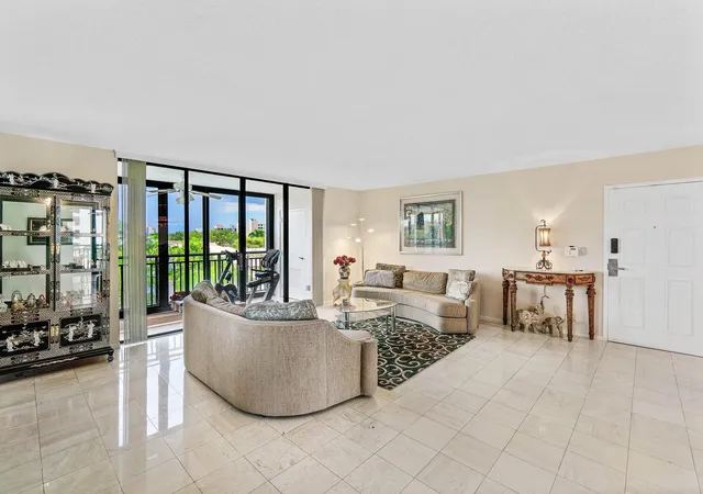 Listing Photo 5 - Condo for sale in building located at 7202 Promenade Dr, Boca Raton, FL 33433 - Unit #401