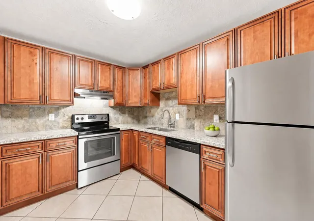 Photo 3 of Condo for sale at 380 E Laurel Dr #5D, Margate, FL 33063 | MLS# B26073221 | Listing updated on 2026-09-23