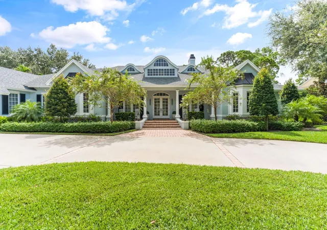 Single family home for sale at 1100 Carolina Cir SW, Vero Beach, FL 32962 | MLS# B26073241 | Listing updated on 2026-10-05