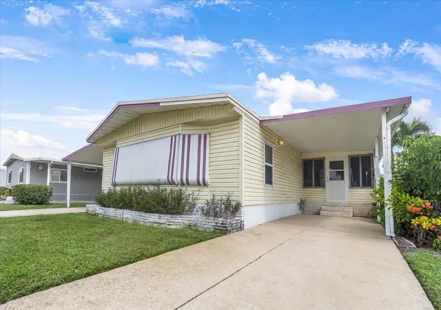 Photo 2 of Manufactured home for sale at 109 Nw 51st Street, Deerfield Beach, FL 33064 | MLS# B26073282 | Listing updated on 2026-09-23
