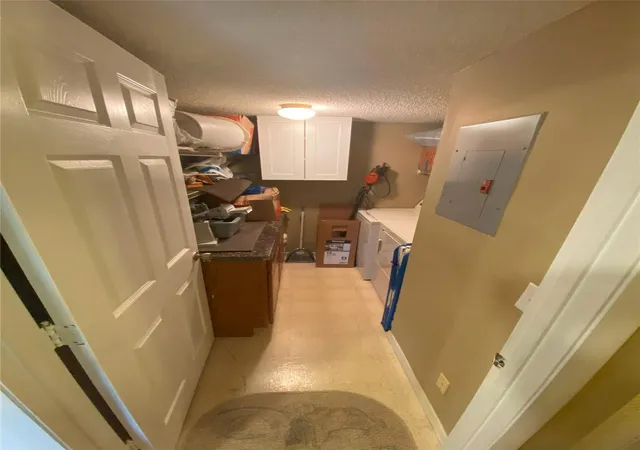 Listing Photo 5 - Condo for sale in building located at 821 Sky Pine Wy, Greenacres, FL 33415 - Unit #B2