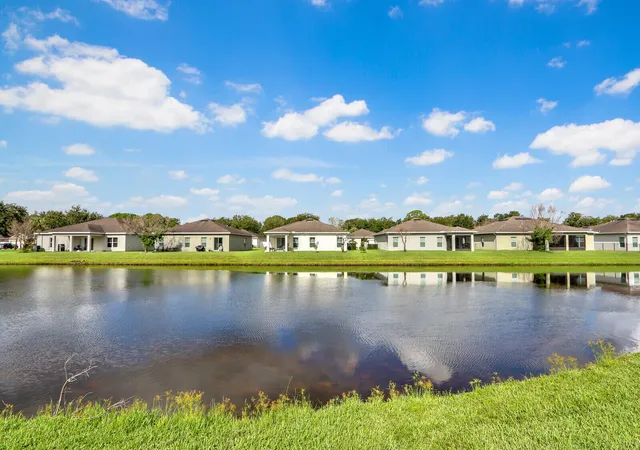 Photo 3 of Single family home for sale at 5255 Oakland Lake Cir, Fort Pierce, FL 34951 | MLS# B26073399 | Listing updated on 2026-09-14
