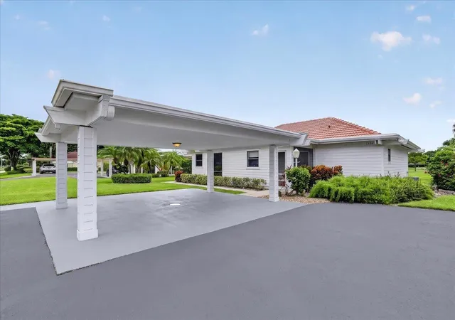 Photo 3 of Single family home for sale at 13867 Eastpointe Way, Palm Beach Gardens, FL 33418 | MLS# B26073416 | Listing updated on 2026-09-14