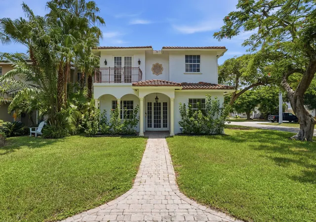 Photo 1 of Single family home for sale at 400 Ne 8th Avenue, Fort Lauderdale, FL 33301 | MLS# B26073425 | Listing updated on 2026-09-16