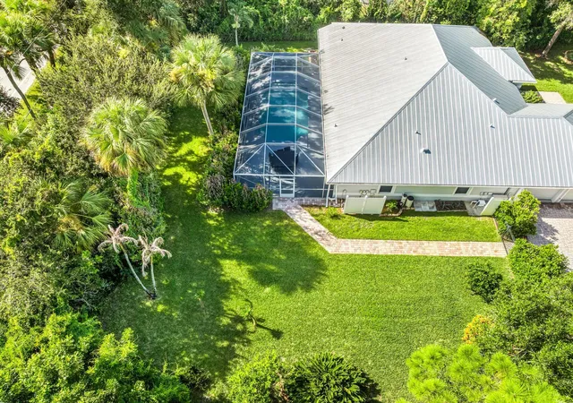 Photo 3 of Single family home for sale at 4390 2nd Square Sw, Vero Beach, FL 32968 | MLS# B26073433 | Listing updated on 2026-10-05