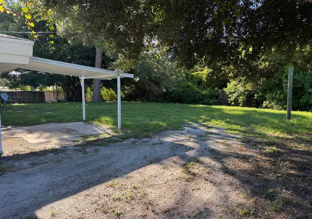 Photo 3 of Single family home for sale at 2417 Saint Lucie Blvd, Fort Pierce, FL 34946 | MLS# B26073441 | Listing updated on 2026-10-01