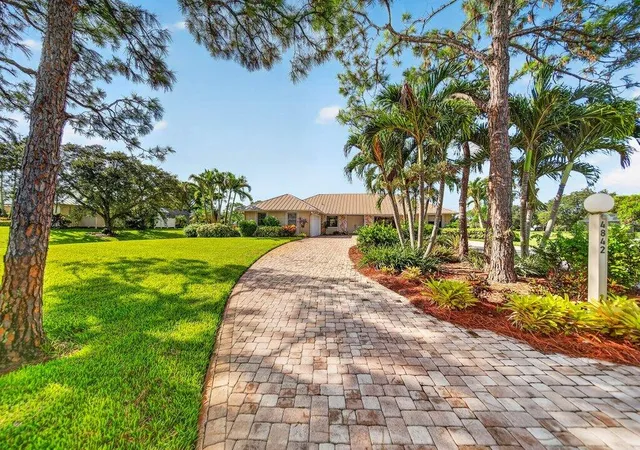 Photo 1 of Sale Pending at 4842 Sw Bimini Cir N, Palm City, FL 34990 | MLS# B26073512 | Listing updated on 2026-09-26