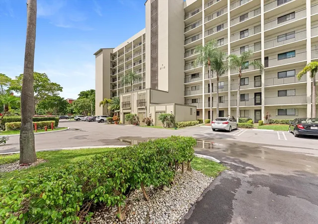 Photo 2 of Condo for sale at 2112 S Cypress Bnd Dr #607, Pompano Beach, FL 33069 | MLS# B26073567 | Listing updated on 2026-09-14