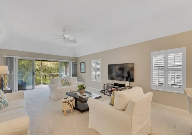 Photo 3 of Condo for sale at 131 E Park Shrs Cir #10E, Vero Beach, FL 32963 | MLS# B26073594 | Listing updated on 2026-09-23