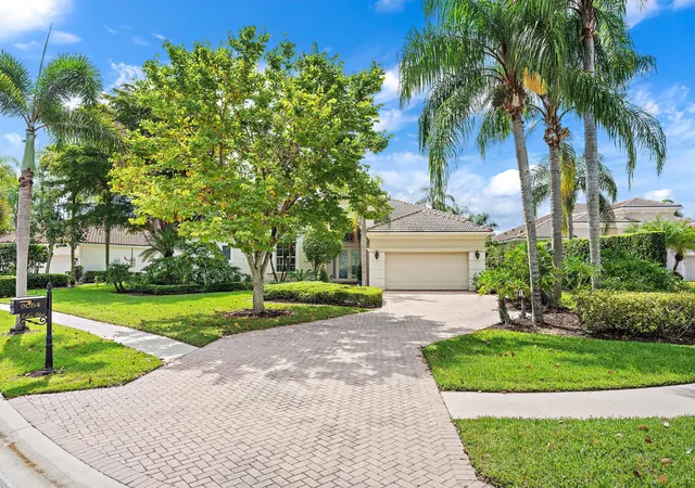 Photo 3 of Single family home for sale at 9054 Lakes Blvd, West Palm Beach, FL 33412 | MLS# B26073595 | Listing updated on 2026-09-14