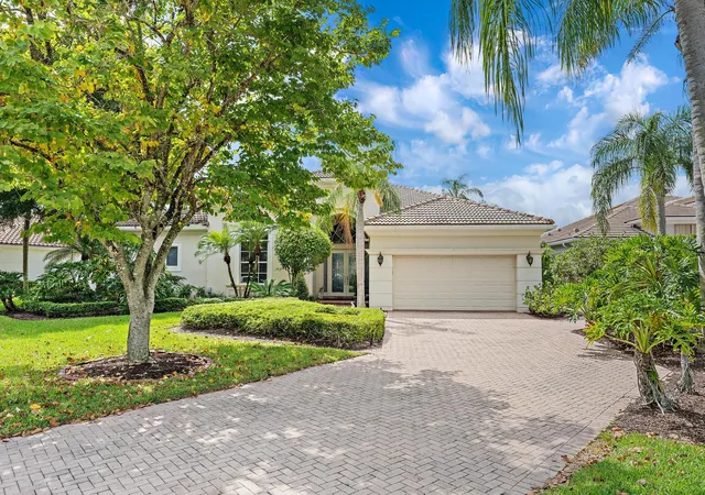 Photo 4 of Single family home for sale at 9054 Lakes Blvd, West Palm Beach, FL 33412 | MLS# B26073595 | Listing updated on 2026-09-14