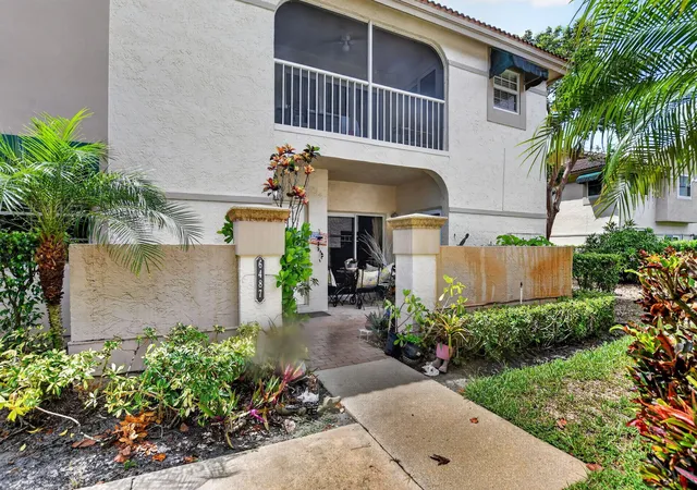 Photo 3 of Condo for sale at 6487 Via Regina, Boca Raton, FL 33433 | MLS# B26073675 | Listing updated on 2026-09-13