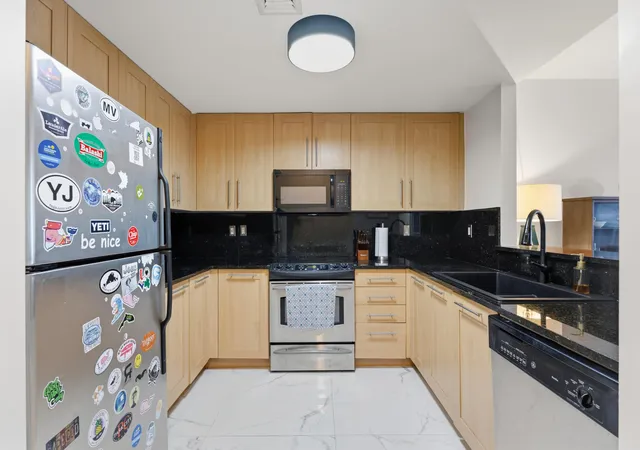 Photo 3 of Sale Pending at 511 Se 5th Avenue #1101, Fort Lauderdale, FL 33301 | MLS# B26073704 | Listing updated on 2026-09-15