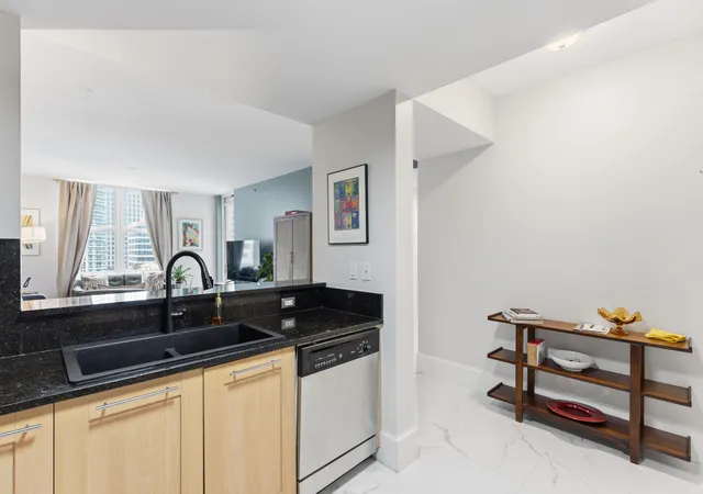 Photo 3 of Sale Pending at 511 SE 5th Avenue #1101, Fort Lauderdale, FL 33301 | MLS# B26073704 | Listing updated on 2026-09-15