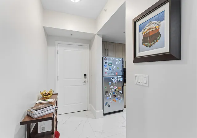 Photo 4 of Sale Pending at 511 SE 5th Avenue #1101, Fort Lauderdale, FL 33301 | MLS# B26073704 | Listing updated on 2026-09-15