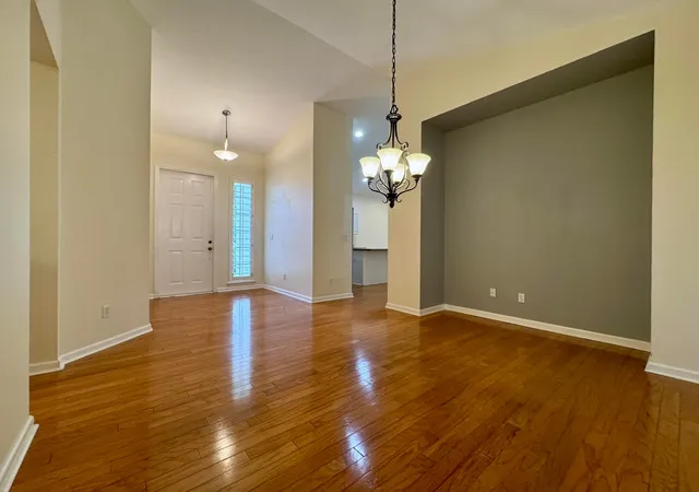 Photo 4 of Single family home for sale at 1464 SE Tidewater Pl, Stuart, FL 34997 | MLS# B26073729 | Listing updated on 2026-09-14