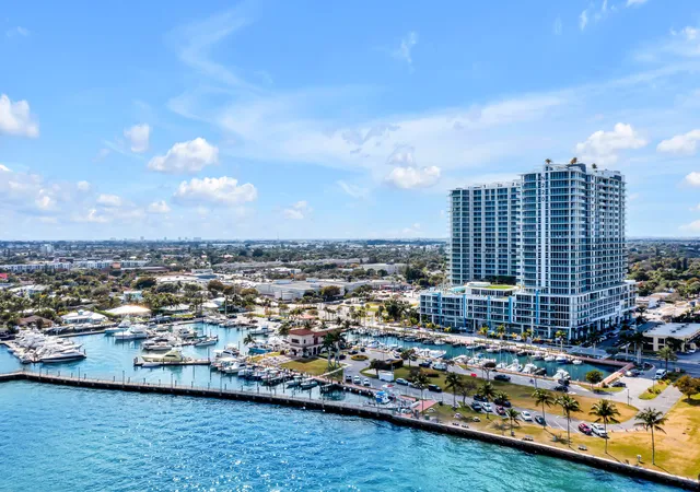 Photo 2 of Sale Pending at 220 Lake Shore Dr #502, West Palm Beach, FL 33403 | MLS# B26073781 | Listing updated on 2026-10-06