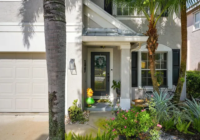 Photo 2 of Single family home for sale at 3106 Sw Solitaire Palm Dr, Palm City, FL 34990 | MLS# B26073820 | Listing updated on 2026-10-07