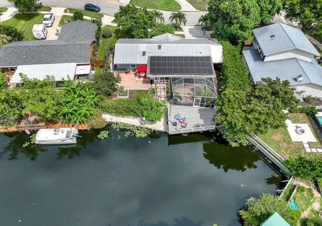 Photo 3 of Sale Pending at 1707 E Terrace Dr, Lake Worth Beach, FL 33460 | MLS# B26073832 | Listing updated on 2026-09-26
