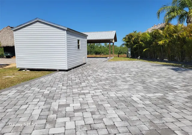 Land for sale at 3925 SW 6th Glen, Okeechobee, FL 34974 | MLS# B26073836