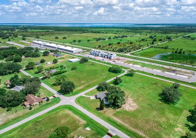 Photo 3 of Single family home for sale at 8316 Hampshire Dr, Sebring, FL 33876 | MLS# B26073871 | Listing updated on 2026-09-23