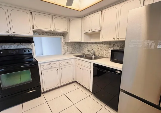 Photo 3 of Condo for sale at 899 Se 2nd Avenue #207, Deerfield Beach, FL 33441 | MLS# B26074047 | Listing updated on 2026-09-15