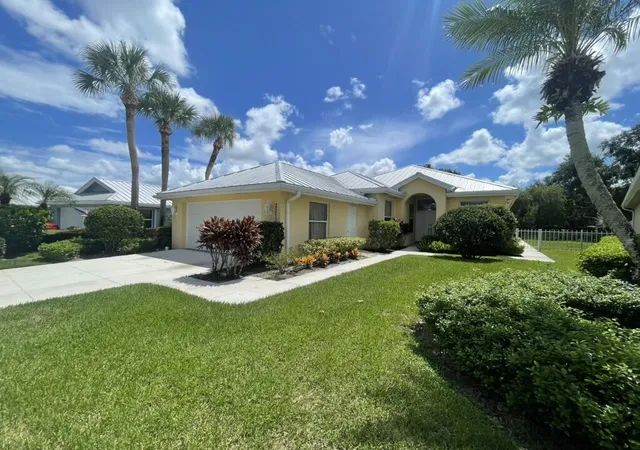 Photo 2 of Single family home for sale at 2571 Sw Greenwich Way, Palm City, FL 34990 | MLS# B26074176 | Listing updated on 2026-09-15