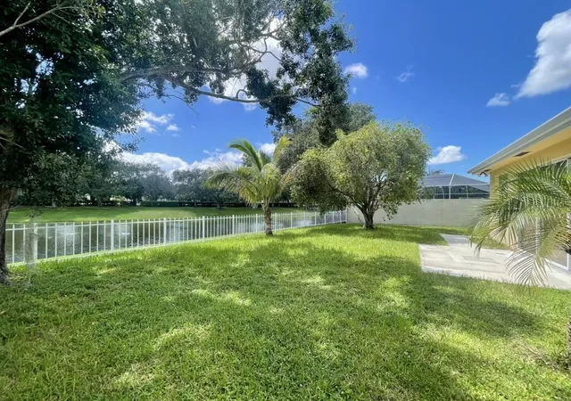 Photo 4 of Single family home for sale at 2571 SW Greenwich Way, Palm City, FL 34990 | MLS# B26074176 | Listing updated on 2026-09-15