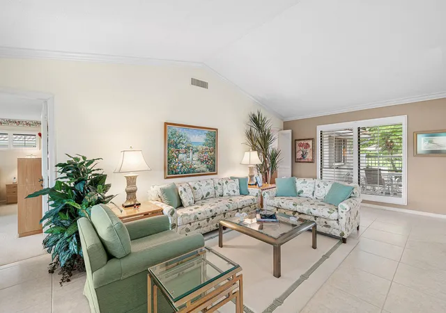 Photo 2 of Single family home for sale at 10620 Limeberry Dr, Boynton Beach, FL 33436 | MLS# B26074194 | Listing updated on 2026-09-14