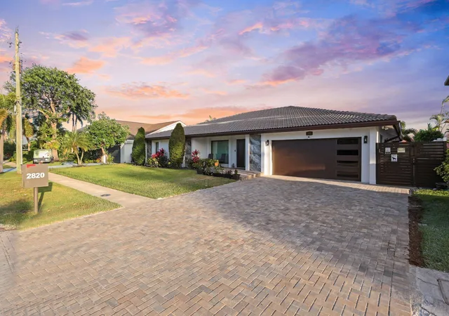 Photo 2 of Single family home for sale at 2820 Ne 47th Street, Lighthouse Point, FL 33064 | MLS# B26074281 | Listing updated on 2026-09-23