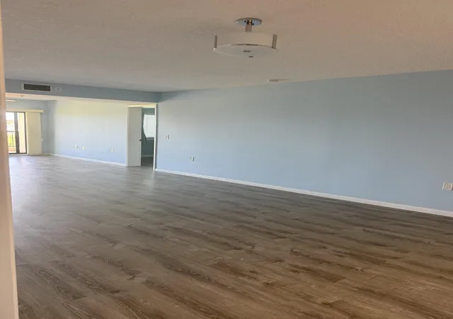 Photo 2 of Condo for sale at 101 Ocean Blfs Blvd #402, Jupiter, FL 33477 | MLS# B26074321 | Listing updated on 2026-09-15