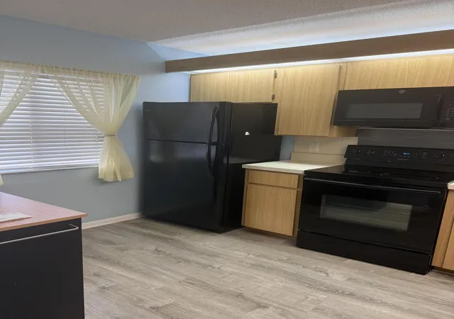Photo 3 of Condo for sale at 101 Ocean Blfs Blvd #402, Jupiter, FL 33477 | MLS# B26074321 | Listing updated on 2026-09-15