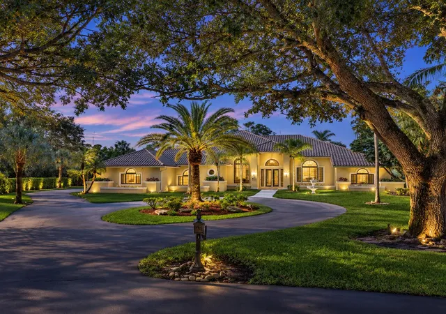 Photo 3 of Single family home for sale at 7638 Nw 51st Place, Coral Springs, FL 33067 | MLS# B26074325 | Listing updated on 2026-09-14